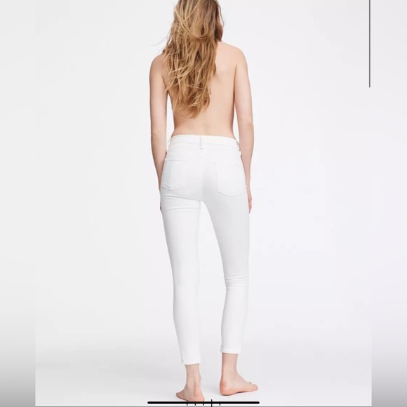Rag & Bone HIGH RISE ANKLE SKINNY
Slim Fit Ankle White Jean - Picture 3 of 11